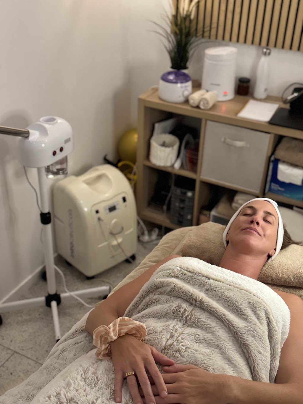 Alstonville Soul Spa | Shop 30/8-20 Robertson St, Alstonville NSW 2477, Australia | Phone: (02) 6628 0435 Alstonville Soul Spa | Shop 30/8-20 Robertson St, Alstonville NSW 2477, Australia | Phone: (02) 6628 0435