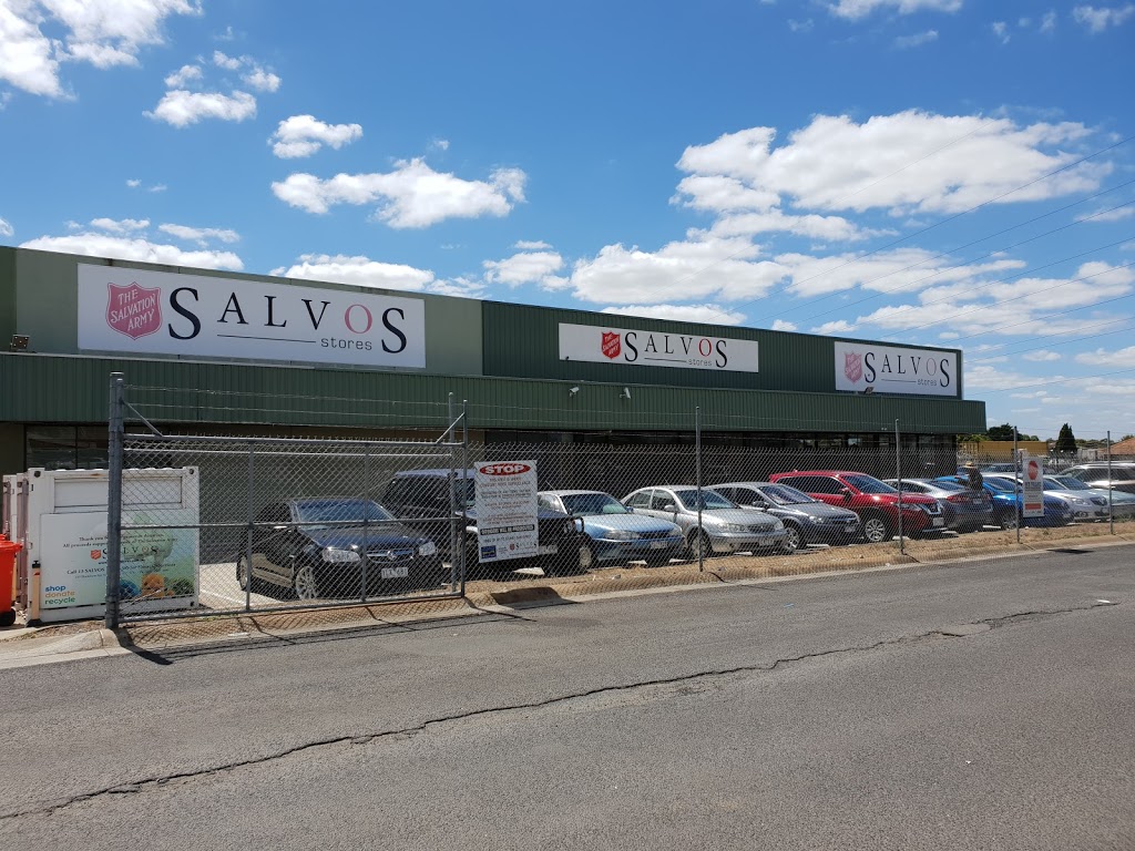 Salvos Stores Deer Park | store | 2 Westwood Dr, Deer Park VIC 3023, Australia | 0393605266 OR +61 3 9360 5266
