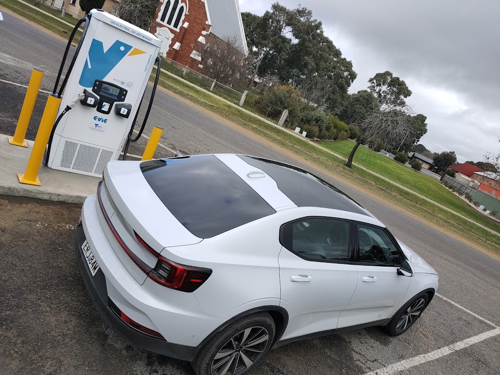 Evie Charging Station | 83 Wills St, Dunkeld VIC 3294, Australia | Phone: 1300 463 843
