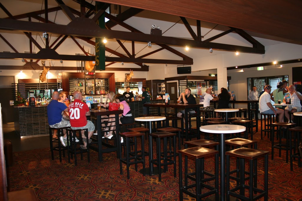 Peachtree Hotel | bar | 54 Peachtree Rd, Penrith NSW 2750, Australia | 0247313444 OR +61 2 4731 3444