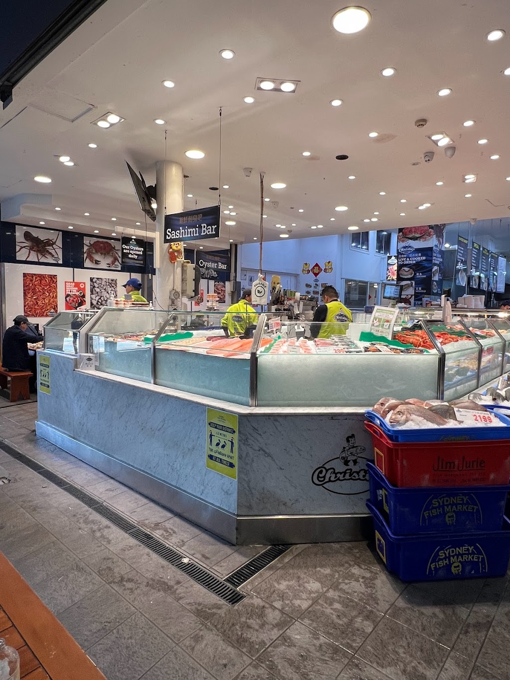 Christies Seafood | Shop 1, Sydney Fish Market, Pyrmont Bridge Rd &, Bank St, Pyrmont NSW 2009, Australia | Phone: (02) 9552 3333