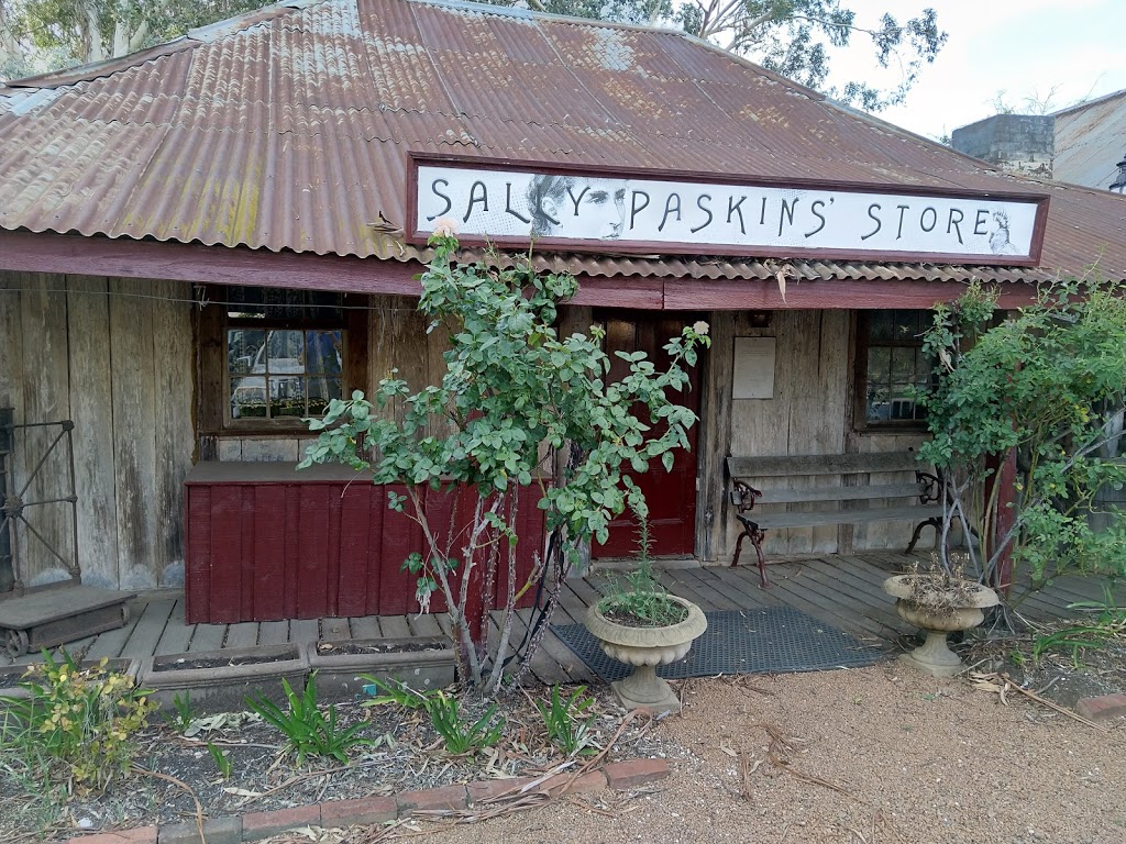 Sally Paskins Store |  | 26 Cork St, Gundaroo NSW 2620, Australia | 0262805883 OR +61 2 6280 5883