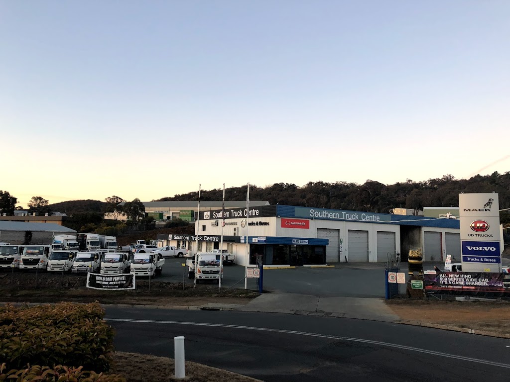 Southern Truck Centre Pty Ltd | car dealer | 12 Wycombe St, Queanbeyan NSW 2620, Australia | 0262996433 OR +61 2 6299 6433