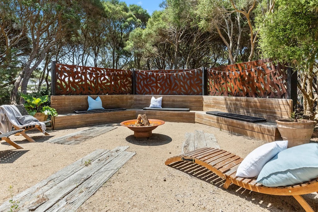 Back Beach Retreat | 496 Tasman Dr, Rye VIC 3941, Australia | Phone: (03) 5984 2666