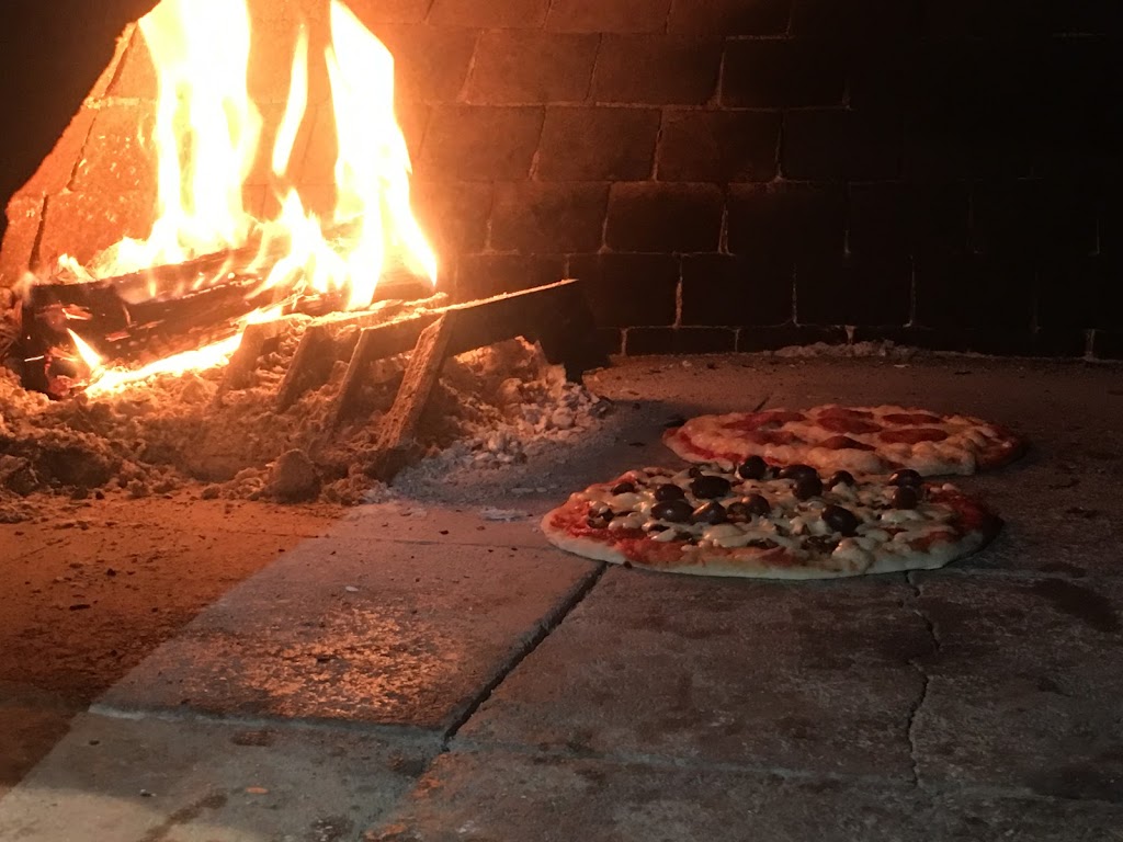 Raouche Woodfired Lebanese Bakery & Pizza | 6 The Strand, Penshurst NSW 2222, Australia | Phone: (02) 8054 8999