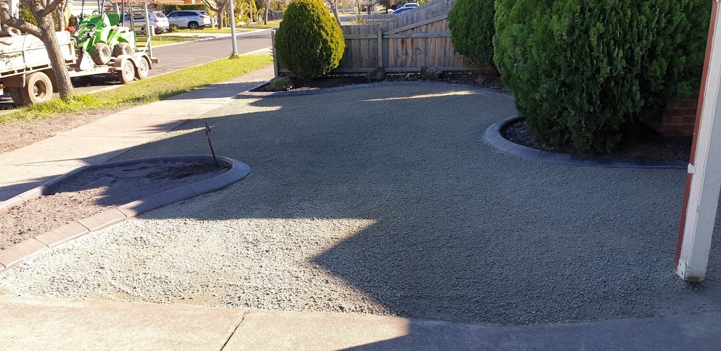 Moffatts Landscaping | 30 Hedgerow Ct, Narre Warren South VIC 3805, Australia | Phone: 0410 471 184