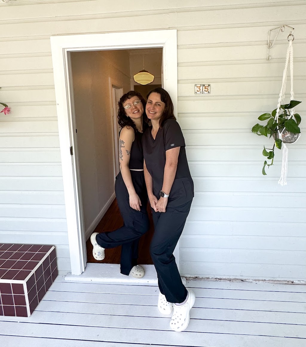 Valli House | 35 Main St, Clunes NSW 2480, Australia | Phone: (02) 6684 7002