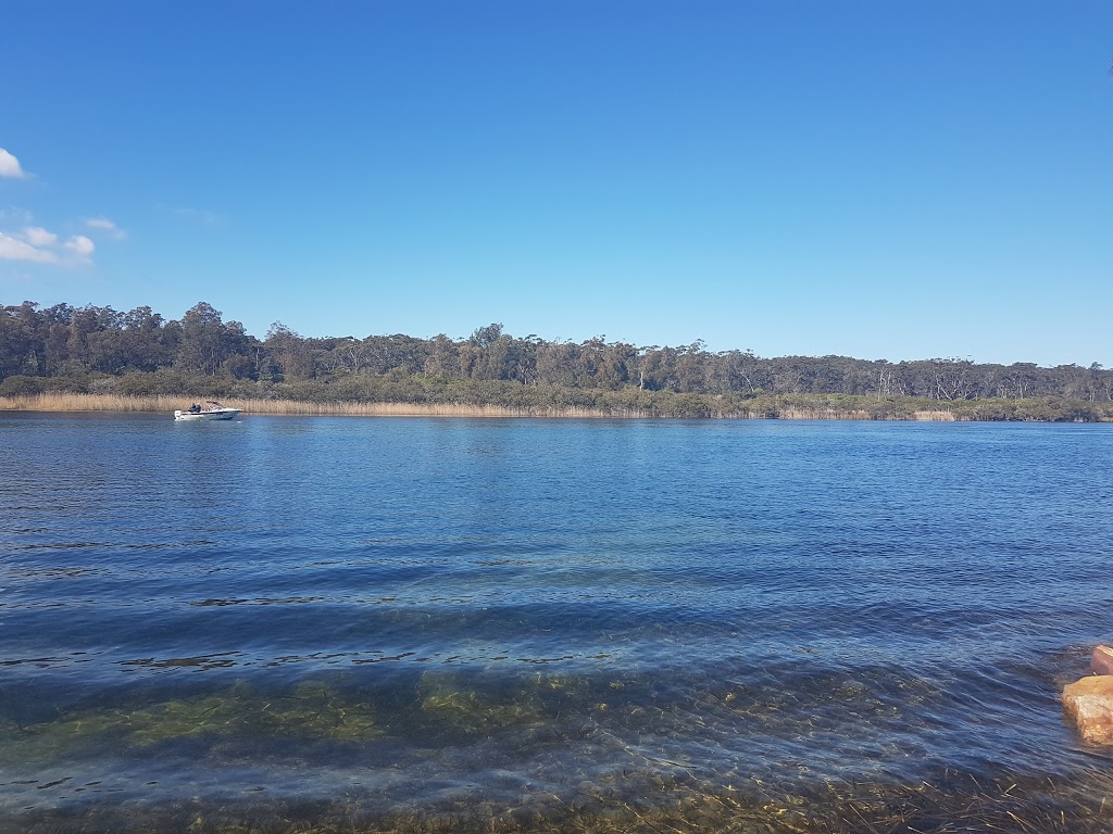 Calm Waters Waterfront Cottages | 187B Jacobs Dr, Sussex Inlet NSW 2540, Australia | Phone: 0491 037 886