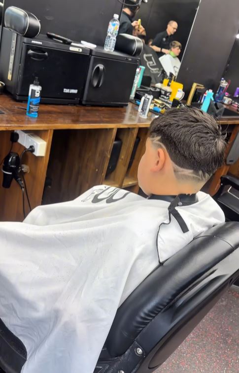 C & J Barbers Bellmere | 96/110 Bellmere Rd, Bellmere QLD 4510, Australia | Phone: (07) 5433 0951