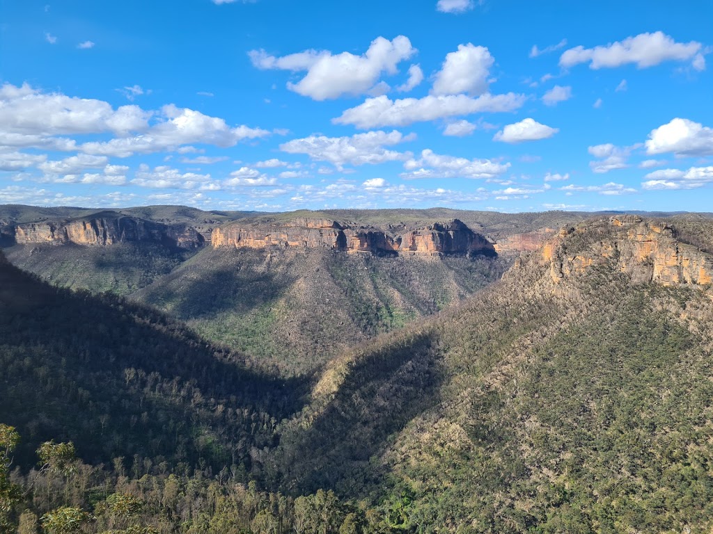 Victoria Falls Lookout | tourist attraction | Victoria Falls Rd, Bell NSW 2786, Australia | 0299955555 OR +61 2 9995 5555