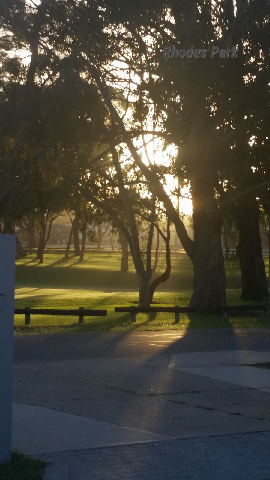 Rhodes Park | park | Gilmore Ave, Calista WA 6167, Australia