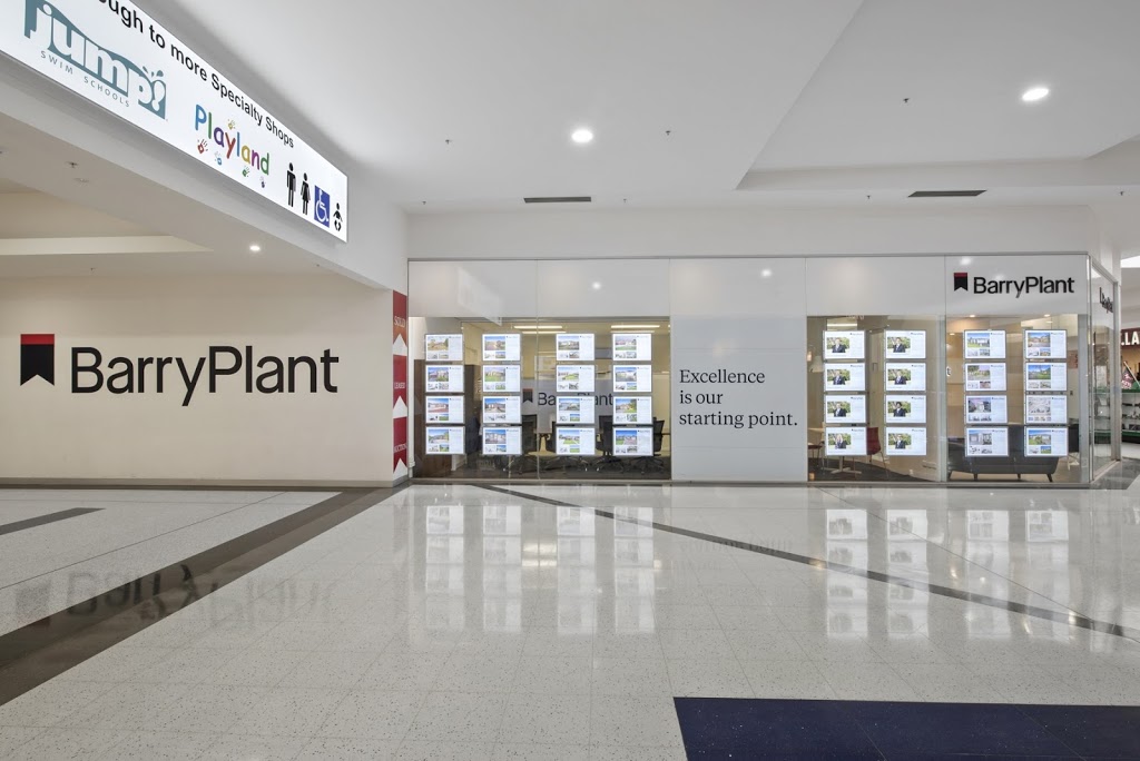 Barry Plant Tarneit | real estate agency | Wyndham Village Shopping Centre,, 9/380 Sayers Rd, Tarneit VIC 3029, Australia | 0387448888 OR +61 3 8744 8888