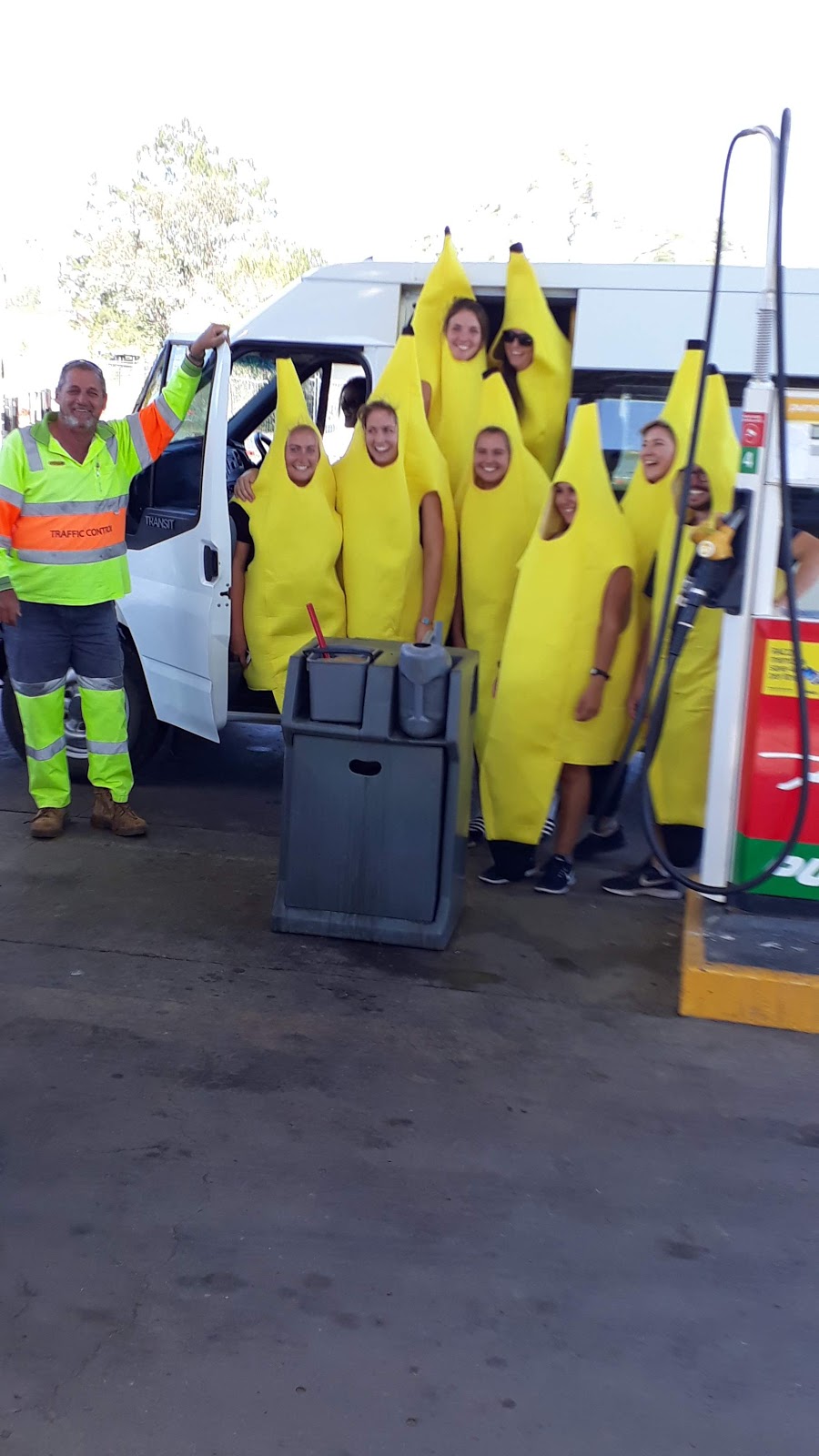 Puma Banana Truck Stop | gas station | Cnr Bowen &, Charles St, Banana QLD 4702, Australia | 0749957243 OR +61 7 4995 7243