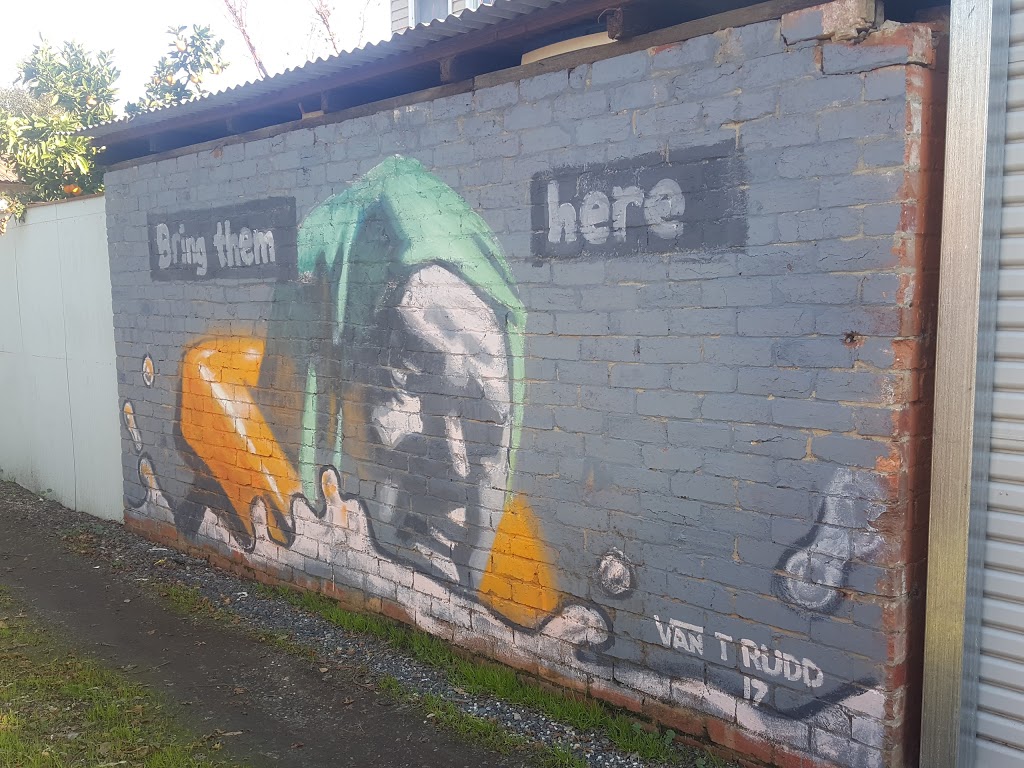 Van T Rudd refugee mural | 94 Empress Ave, Kingsville VIC 3012, Australia