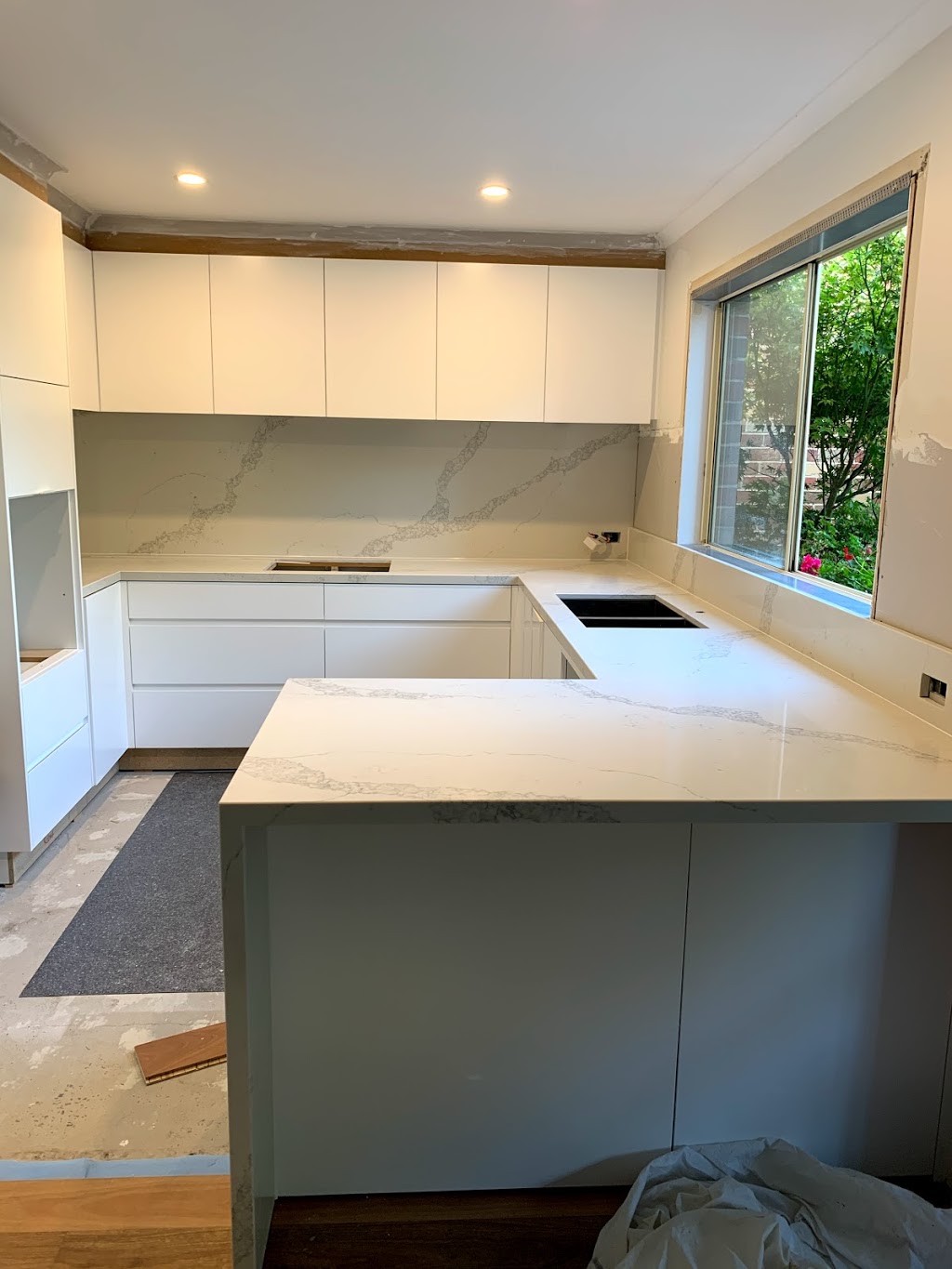 Best Stone Benchtop | 2/42 Kitchen Rd, Dandenong South VIC 3175, Australia | Phone: 0403 463 488