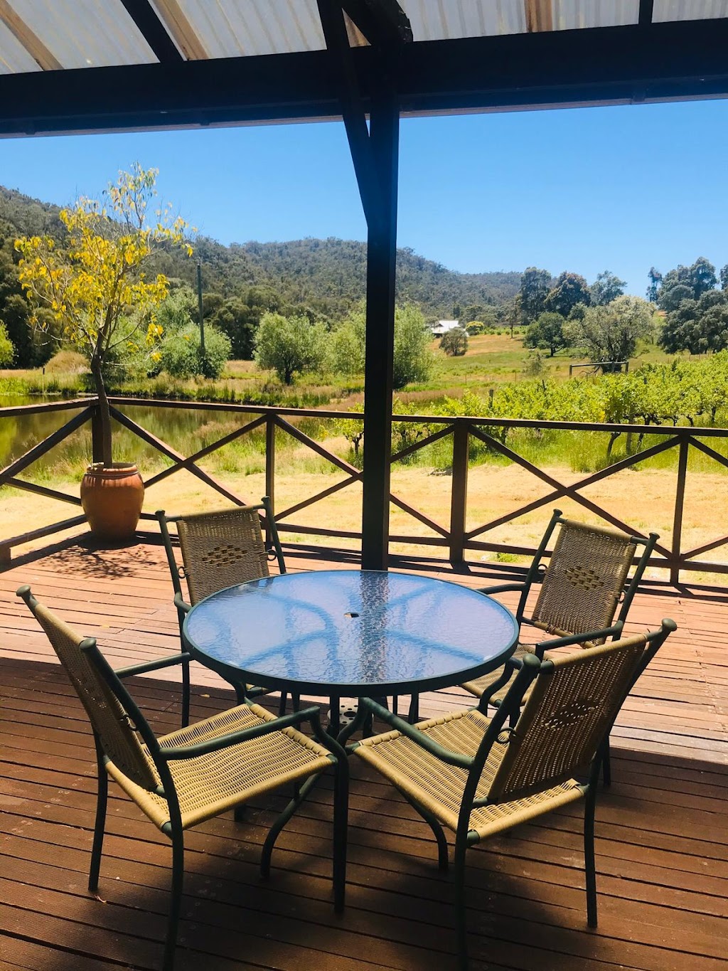 Donnelly River Wines | tourist attraction | Lot 159 Vasse Hwy, Peerabeelup WA 6260, Australia | 0897762016 OR +61 8 9776 2016