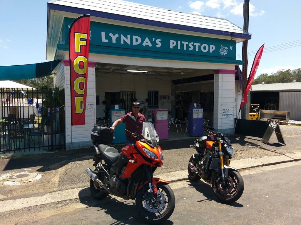 Lyndas Pit Stop | cafe | 34 Unumgar St, Woodenbong NSW 2476, Australia | 0266351104 OR +61 2 6635 1104