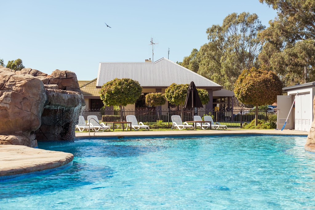Tindarra Resort | lodging | 79 Perricoota Rd, Moama NSW 2731, Australia | 0354836888 OR +61 3 5483 6888