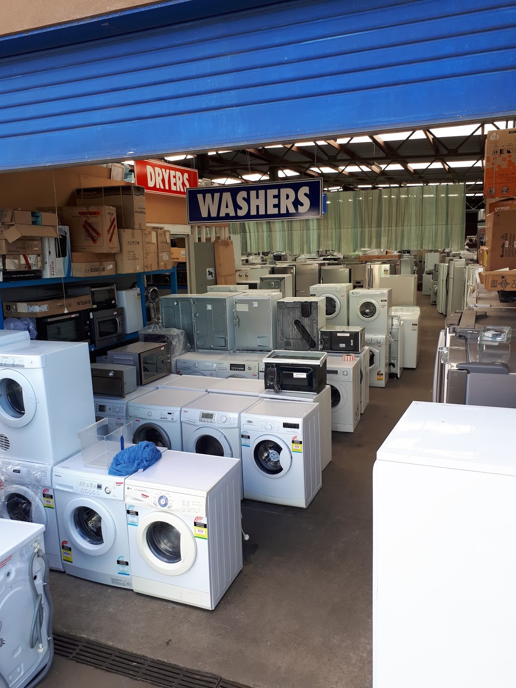 DMS Appliances | home goods store | 208 William St, St Albans VIC 3021, Australia | 0393666484 OR +61 3 9366 6484