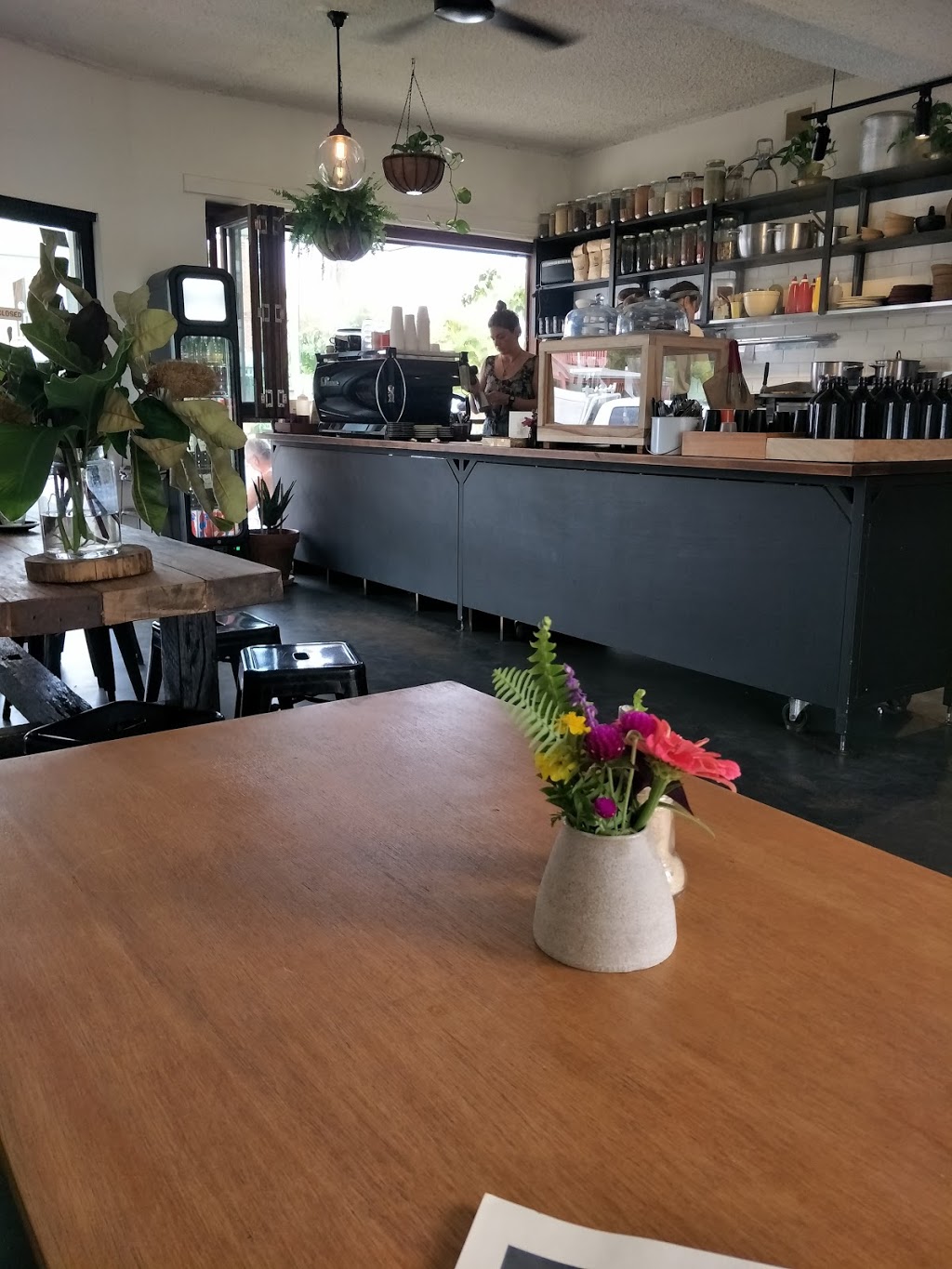 Punch and Daisy | cafe | 105 Stuart St, Mullumbimby NSW 2482, Australia | 0266846564 OR +61 2 6684 6564