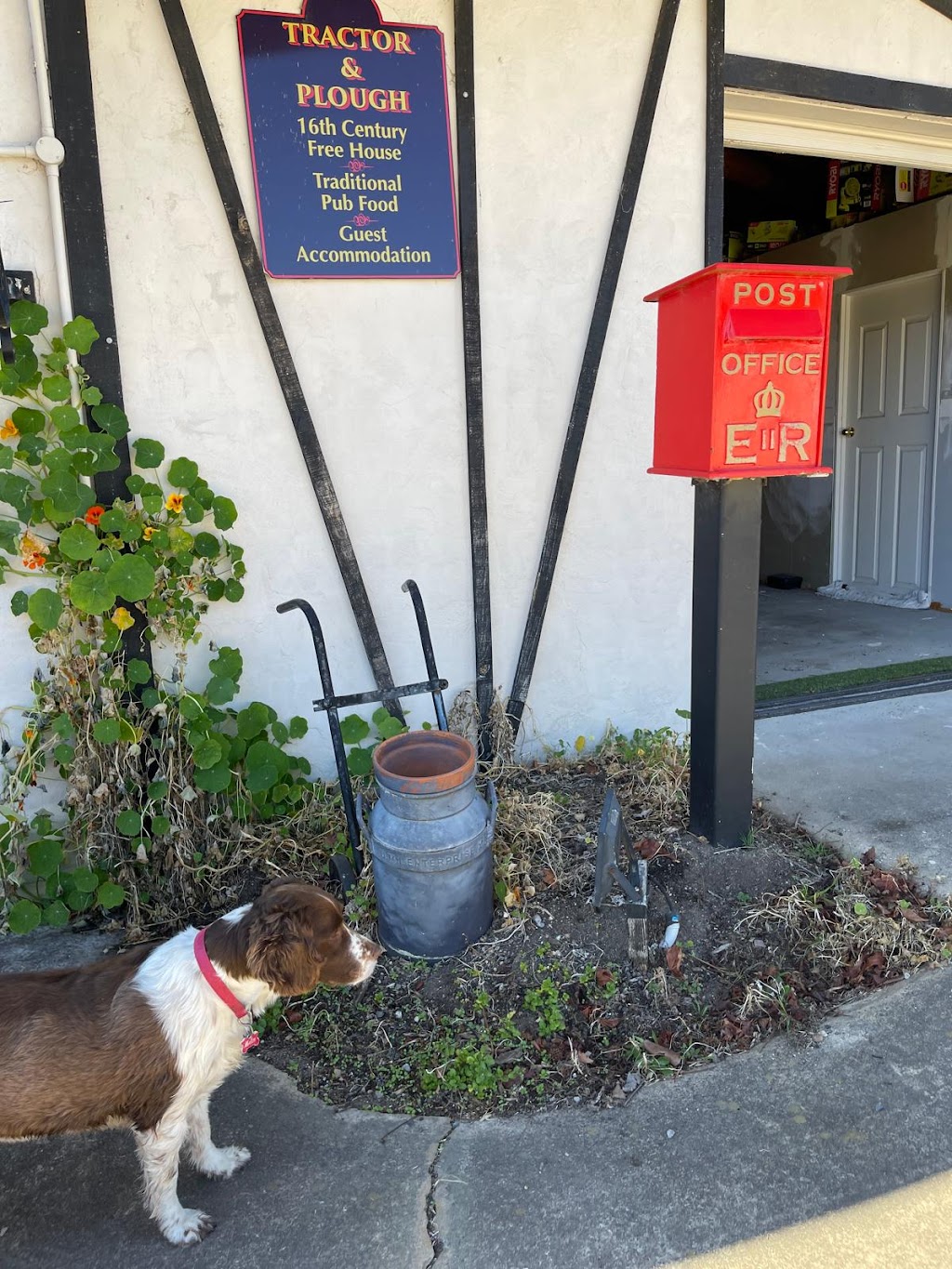 Cromartys Cottage | 25555 New England Hwy, Applethorpe QLD 4378, Australia | Phone: 0410 475 773