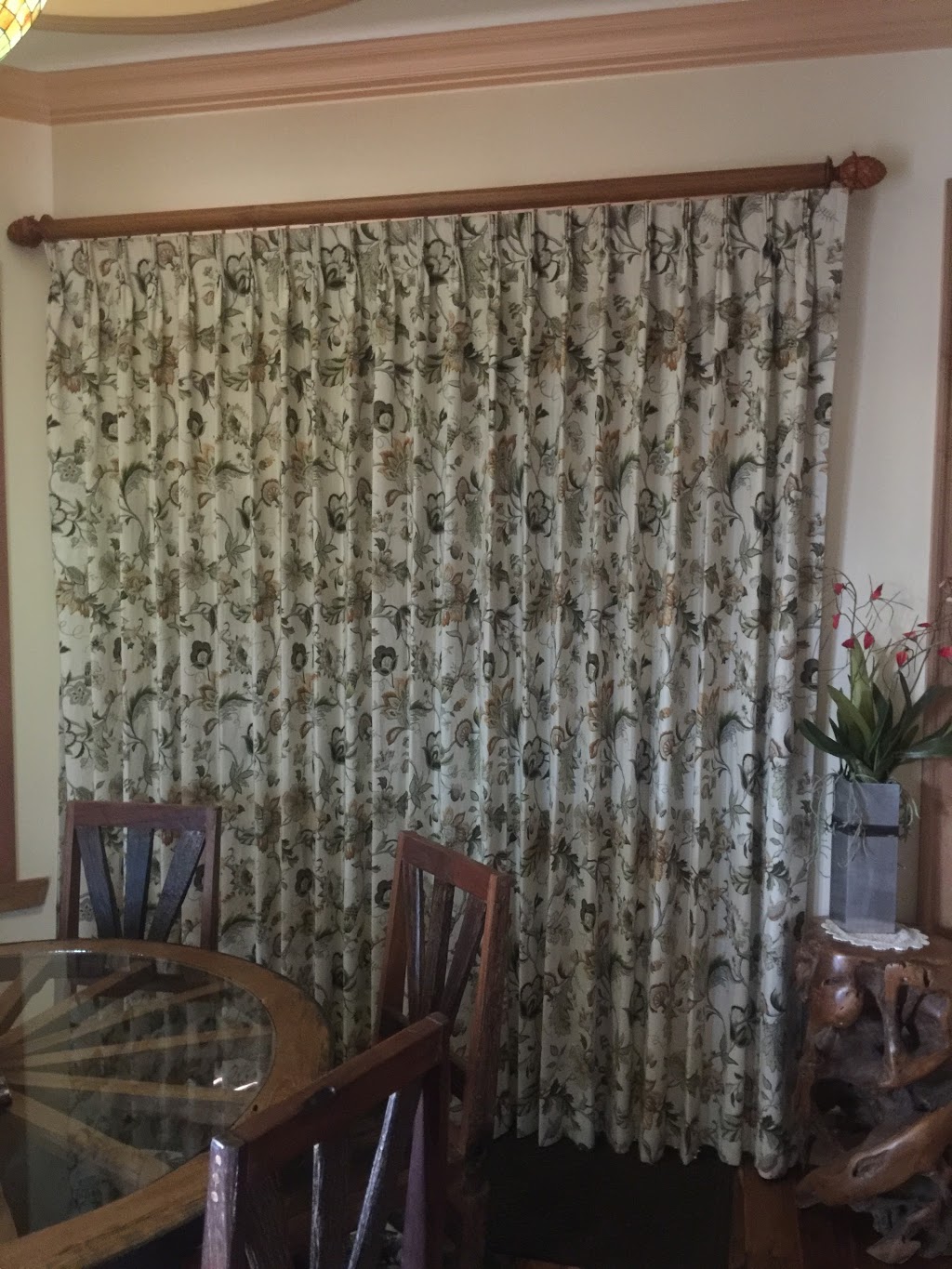 LM Curtains | home goods store | 36 Conrad Pl, Lavington NSW 2641, Australia | 0260258126 OR +61 2 6025 8126