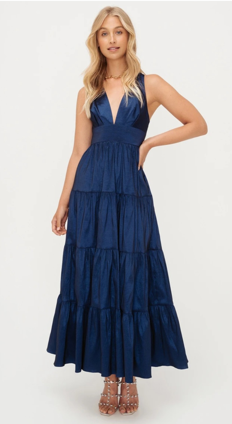 Bougee Dress Hire | 14 Bedara Ct, Mermaid Waters QLD 4218, Australia | Phone: 0416 809 026
