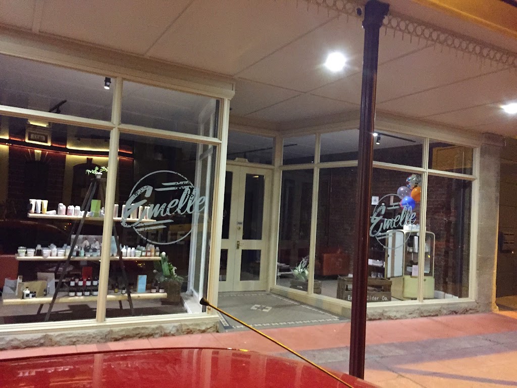 Emelle Hair Salon | 333b High St, Maitland NSW 2320, Australia | Phone: (02) 4933 6884