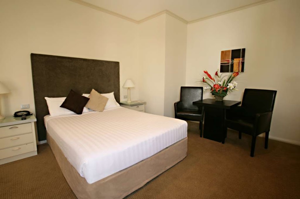 Beau Monde International | lodging | 934 Doncaster Rd, Doncaster East VIC 3109, Australia | 0398419744 OR +61 3 9841 9744