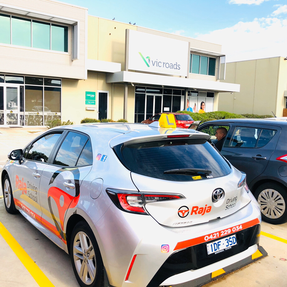 Raja Driving School Seymour | 2 Tierney St, Seymour VIC 3660, Australia | Phone: 0421 229 034