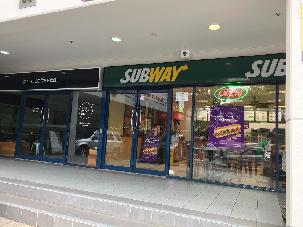 Subway | restaurant | T4B, 375 Turbot St, Spring Hill QLD 4000, Australia | 0738312333 OR +61 7 3831 2333