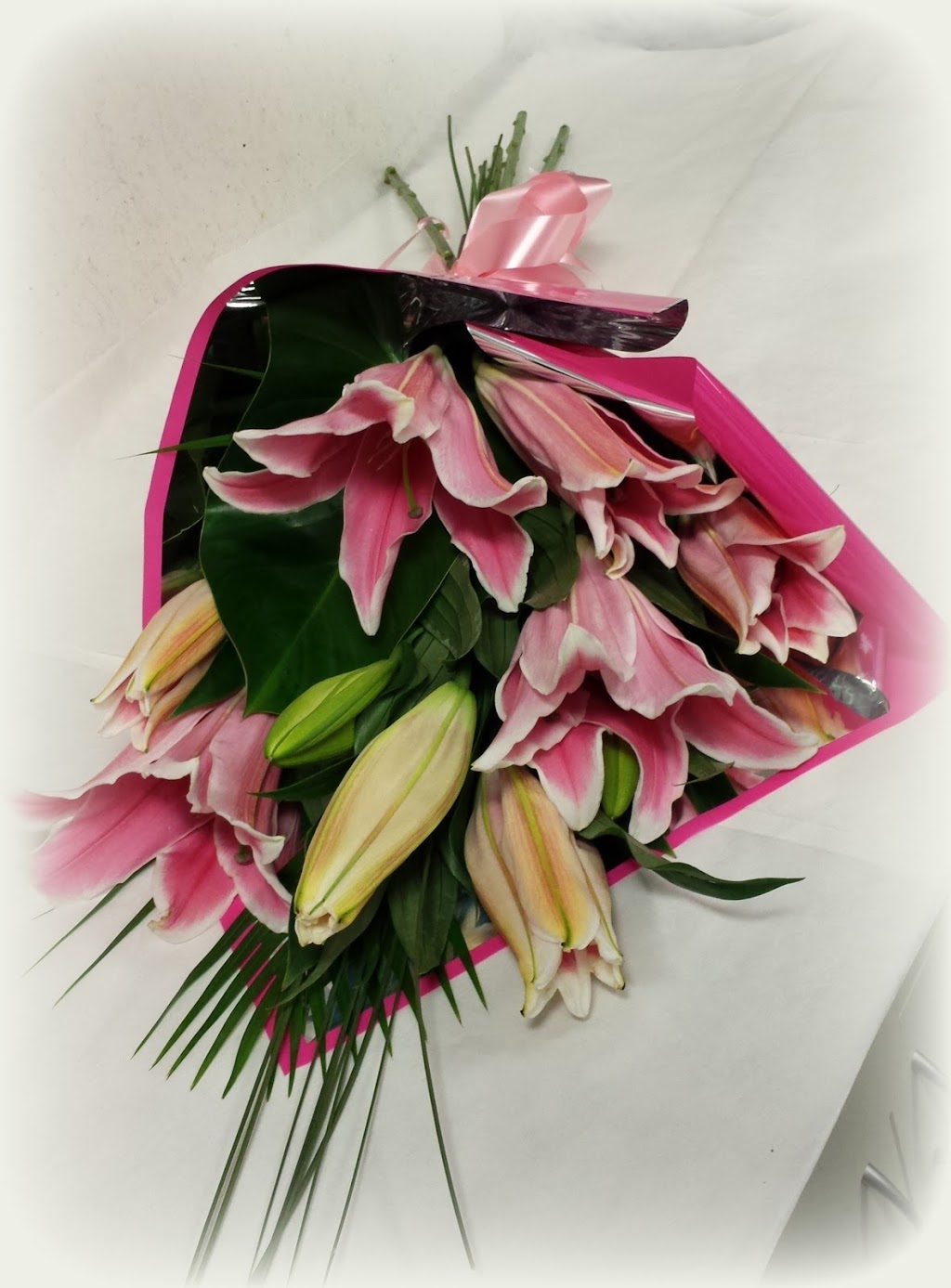 A Floral Moment | 7 Burrell St, Byford WA 6122, Australia | Phone: (08) 9390 5943