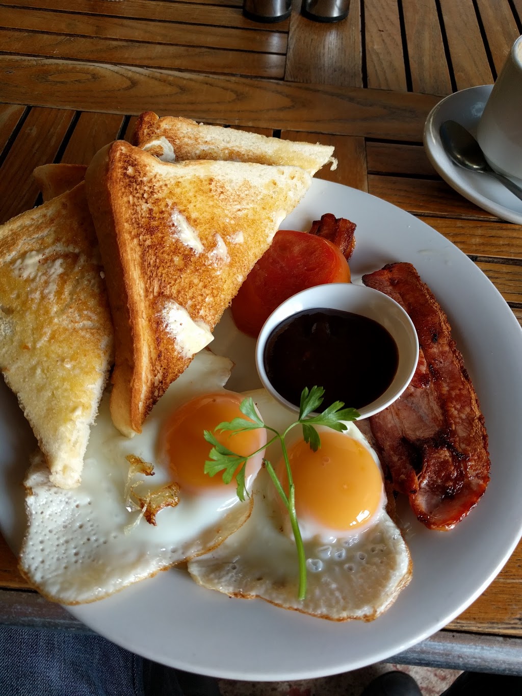 The Old Road Cafe | 170 Pacific Hwy, Mount White NSW 2250, Australia | Phone: (02) 4370 1122