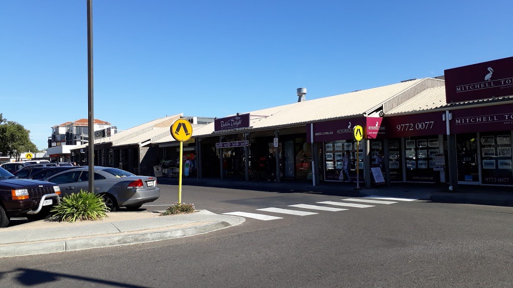 Lakeview Shopping Centre (Harbour Plaza) | shopping mall | Corner Gladesville Boulevard &, Thompson Rd, Patterson Lakes VIC 3197, Australia