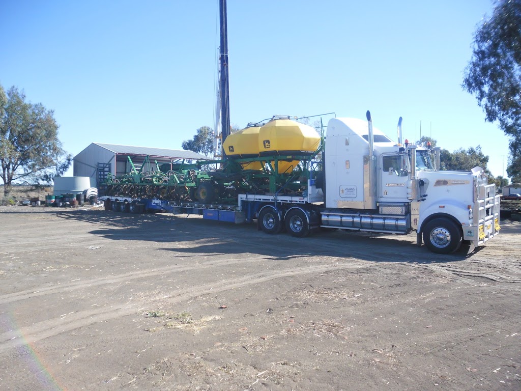 Bloomfield Hay & Transport | 427 Old Kerang Rd, Kerang VIC 3579, Australia | Phone: (03) 5452 1224