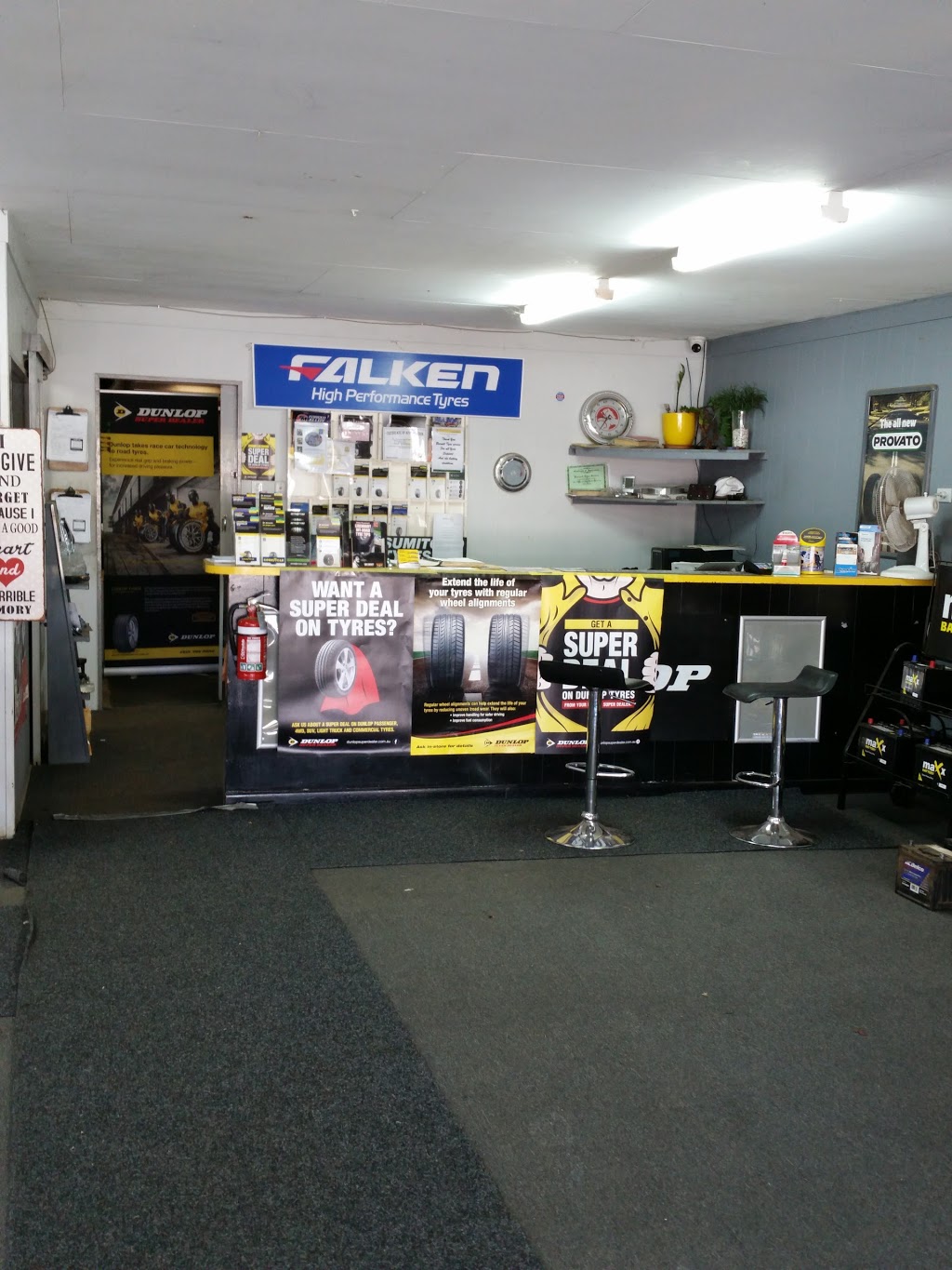 Burnett Tyre Service | car repair | 130 Lamb St, Murgon QLD 4605, Australia | 0741681700 OR +61 7 4168 1700