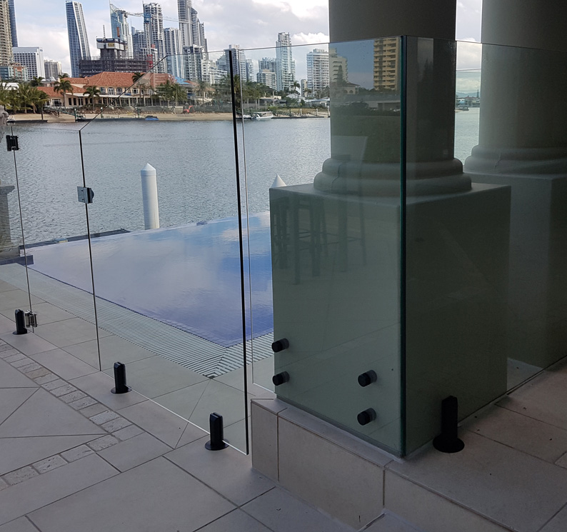 Tweed Pool Fences | 29 Monterey Ave, Banora Point NSW 2486, Australia | Phone: 0417 797 254