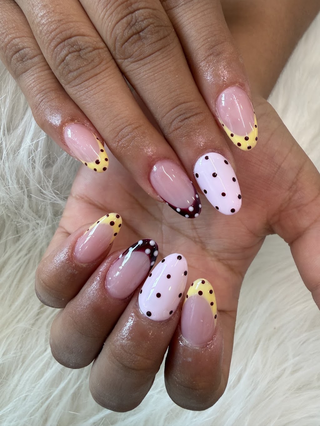 CoCo Nails Bellmere | 96-110 Bellmere Rd, Bellmere QLD 4510, Australia | Phone: 0430 083 255