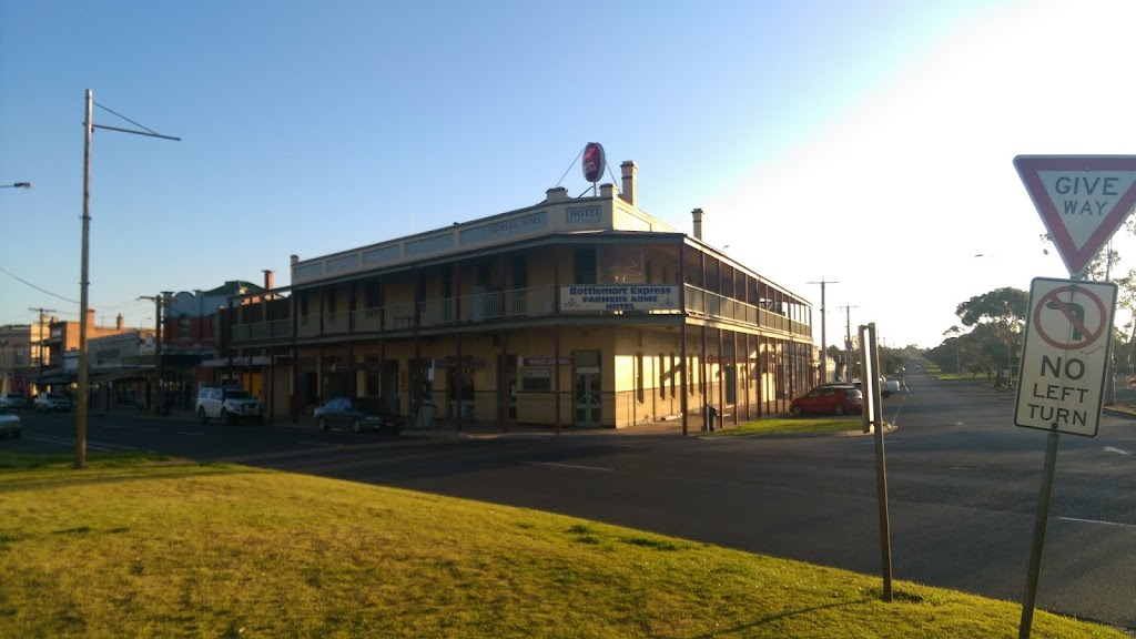 Nhill Farmers Arms Hotel | bar | 4 Victoria St, Nhill VIC 3418, Australia | 0353911918 OR +61 3 5391 1918