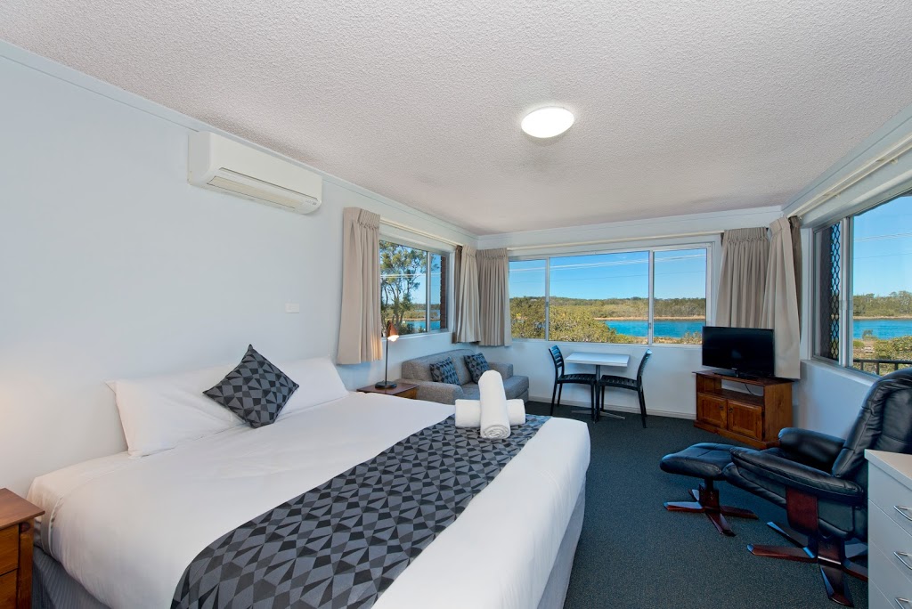 Haven Waters Motel & Apartments | lodging | 9 The Parade, North Haven NSW 2443, Australia | 0265599303 OR +61 2 6559 9303