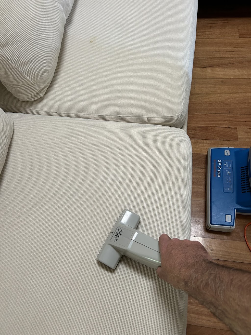 Pacific Palms Carpet Cleaning | 96 Coomba Rd, Charlotte Bay NSW 2428, Australia | Phone: 0438 572 297