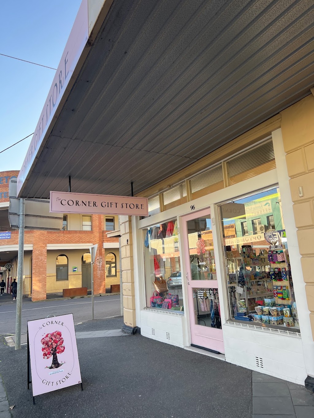 The Corner Gift Store | 96 Mollison St, Kyneton VIC 3444, Australia | Phone: (03) 5423 2473