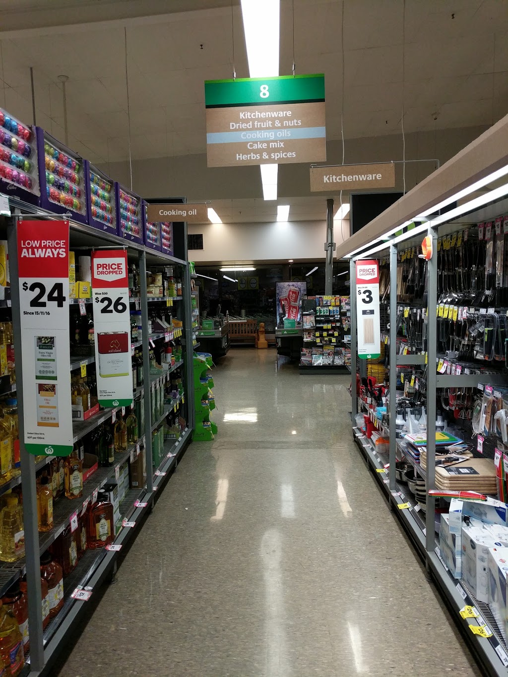 Woolworths Young | 263 Boorowa St, Young NSW 2594, Australia | Phone: (02) 6381 3102