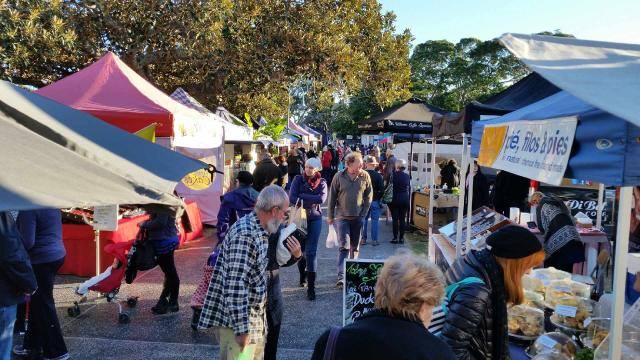 Jan Powers Farmers Markets Manly | store | Royal Esplanade, Manly QLD 4179, Australia