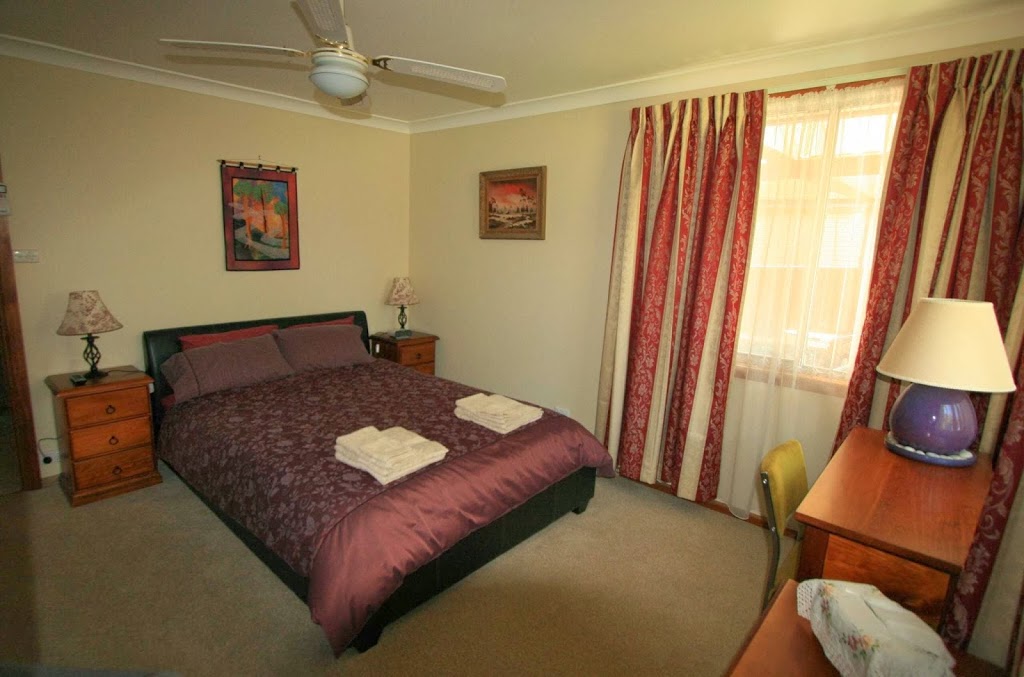 Accommodation B&B - Blacktown - Eastern Creek - Rooty Hill - Mt  | lodging | 17 Moody St, Rooty Hill NSW 2766, Australia | 0427005422 OR +61 427 005 422