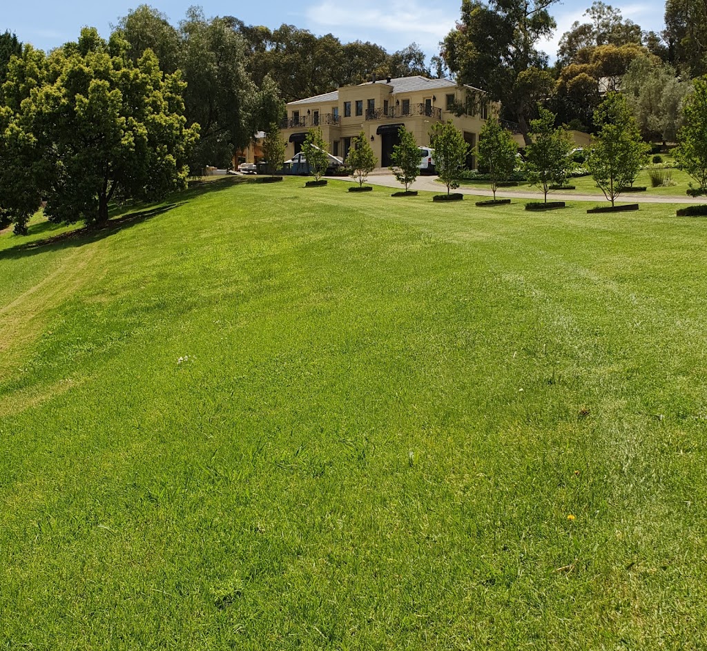 Mikes Mowing | general contractor | Ryans Rd, Eltham VIC 3095, Australia | 0403214050 OR +61 403 214 050