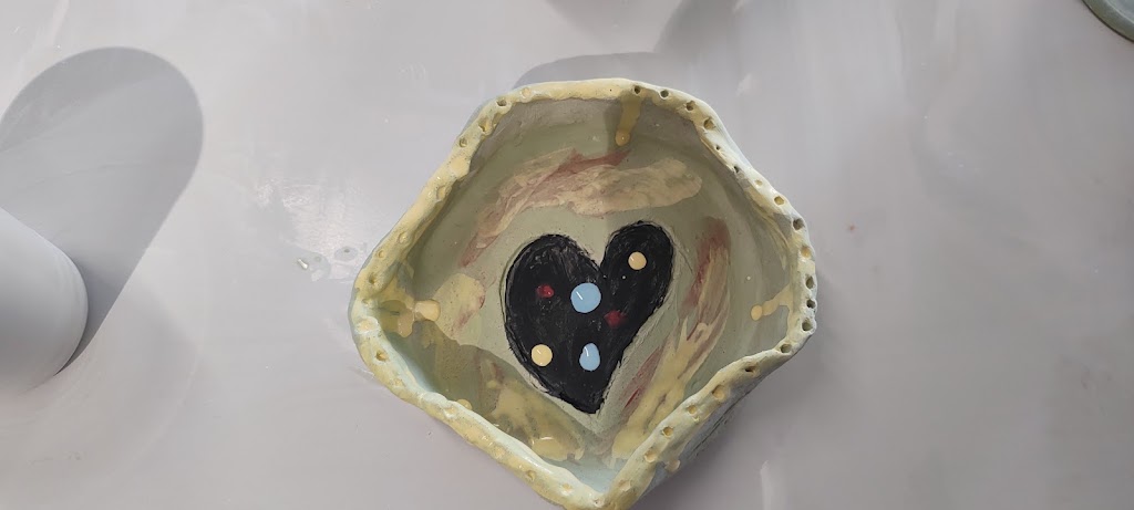 Lake House Clay and Art Studio | 75 Skye Point Rd, Coal Point NSW 2283, Australia | Phone: 0403 129 666