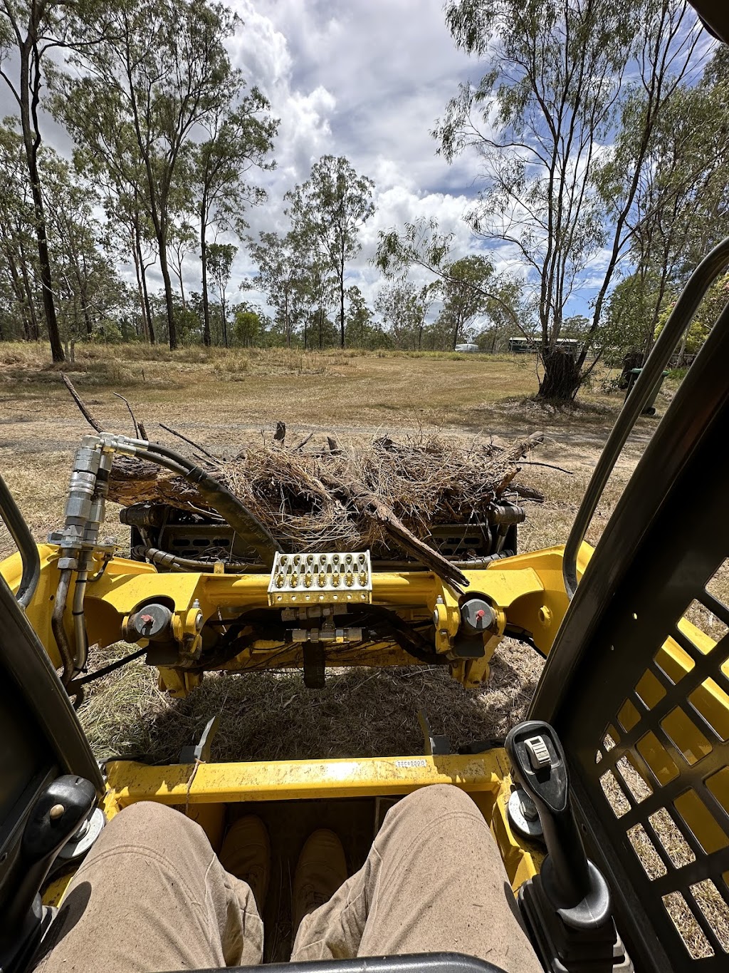 Andos Earthmoving Solutions | 50 Cooper Cres, Jimboomba QLD 4280, Australia | Phone: 0435 529 299
