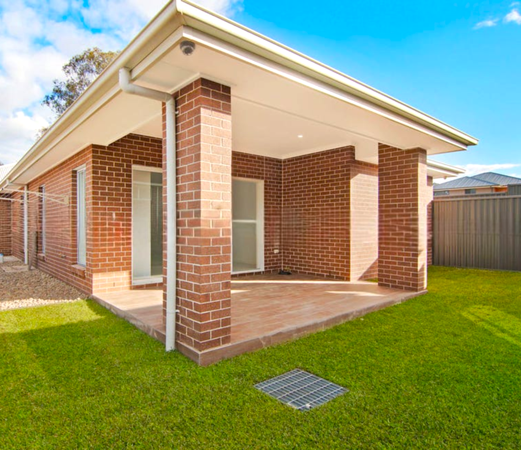 Granny Flats X | 2 Ganton Way, Luddenham NSW 2745, Australia | Phone: 1300 950 764