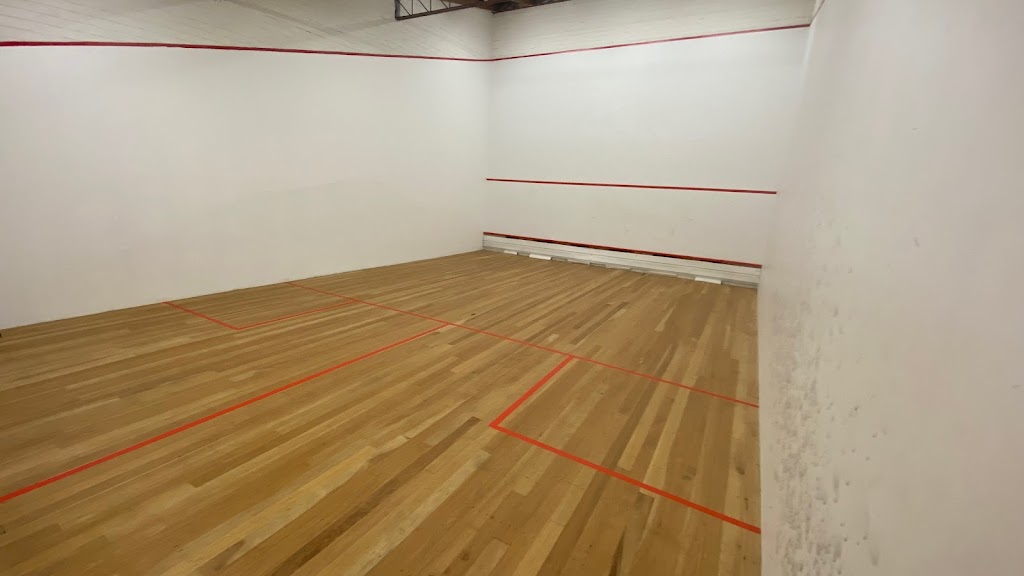 Rowbotham Street Squash Court | 166 Rowbotham St, Middle Ridge QLD 4350, Australia | Phone: 0493 639 178